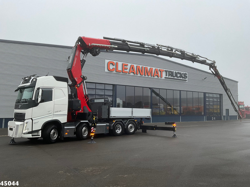 Volvo FH 540 8x2 Fassi 145 Tonmeter laadkraan + Fly-JIb Just 7.187 Km! Demo voertuig! - Camion grue: photos 1 Volvo FH 540 8x2 Fassi 145 Tonmeter laadkraan + Fly-JIb Just 7.187 Km! Demo voertuig! - Camion grue: photos 1