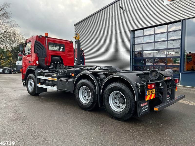 Volvo FM 330 6x4 Hiab 21 Ton haakarmsysteem Just 35.598 Km! - Camion ampliroll: photos 4 Volvo FM 330 6x4 Hiab 21 Ton haakarmsysteem Just 35.598 Km! - Camion ampliroll: photos 4