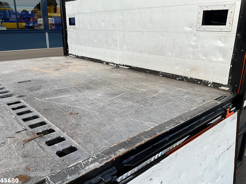 Camion grue Volvo FM 420 Euro 6 8x2 Hiab 40 Tonmeter laadkraan Just 193.727 km!: photos 11 Camion grue Volvo FM 420 Euro 6 8x2 Hiab 40 Tonmeter laadkraan Just 193.727 km!: photos 11