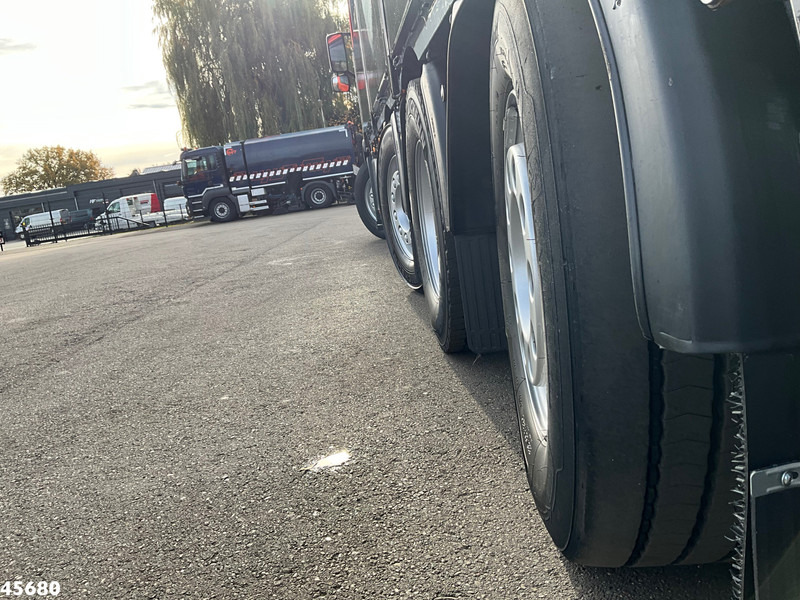 Camion grue Volvo FM 420 Euro 6 8x2 Hiab 40 Tonmeter laadkraan Just 193.727 km!: photos 17 Camion grue Volvo FM 420 Euro 6 8x2 Hiab 40 Tonmeter laadkraan Just 193.727 km!: photos 17