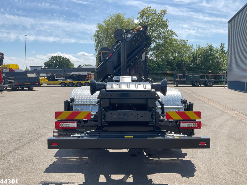 Volvo FMX 500 8x4 Euro 6 Hiab 65 Tonmeter laadkraan + Multilift 25 Ton haakarmsysteem NEW AND UNUSED! - Camion ampliroll, Camion grue: photos 3 Volvo FMX 500 8x4 Euro 6 Hiab 65 Tonmeter laadkraan + Multilift 25 Ton haakarmsysteem NEW AND UNUSED! - Camion ampliroll, Camion grue: photos 3