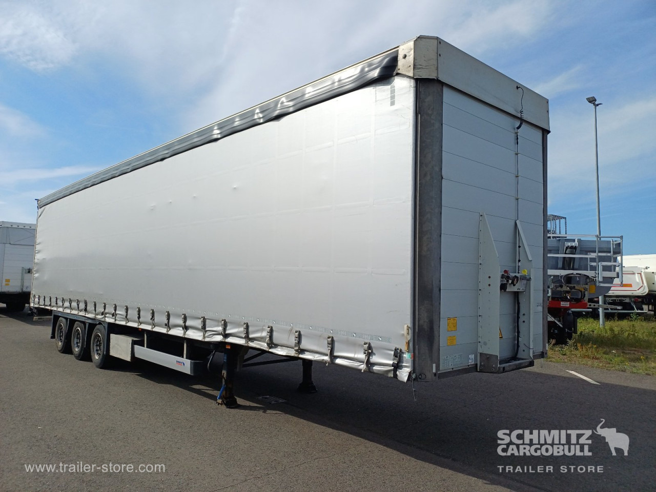 SCHMITZ Auflieger Curtainsider Mega - Semi-remorque rideaux coulissants: photos 1 SCHMITZ Auflieger Curtainsider Mega - Semi-remorque rideaux coulissants: photos 1