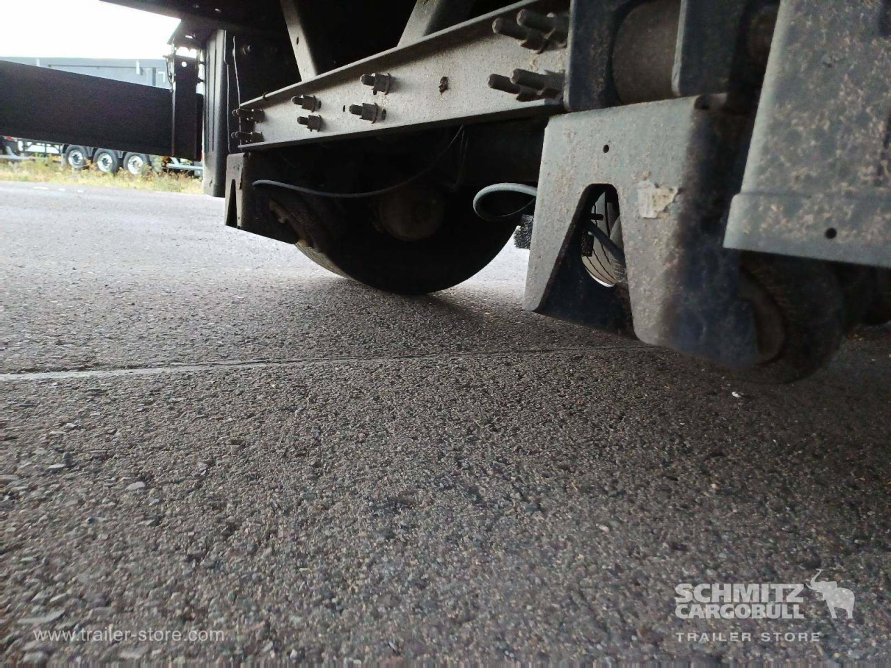 SCHMITZ Auflieger Curtainsider Mega - Semi-remorque rideaux coulissants: photos 4 SCHMITZ Auflieger Curtainsider Mega - Semi-remorque rideaux coulissants: photos 4
