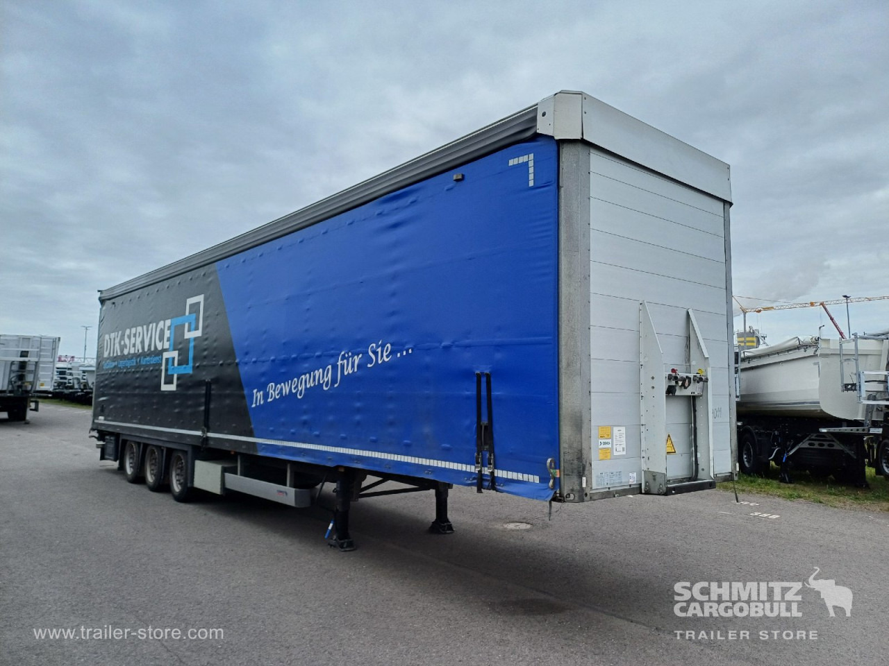 SCHMITZ Auflieger Curtainsider Mega - Semi-remorque rideaux coulissants: photos 1 SCHMITZ Auflieger Curtainsider Mega - Semi-remorque rideaux coulissants: photos 1