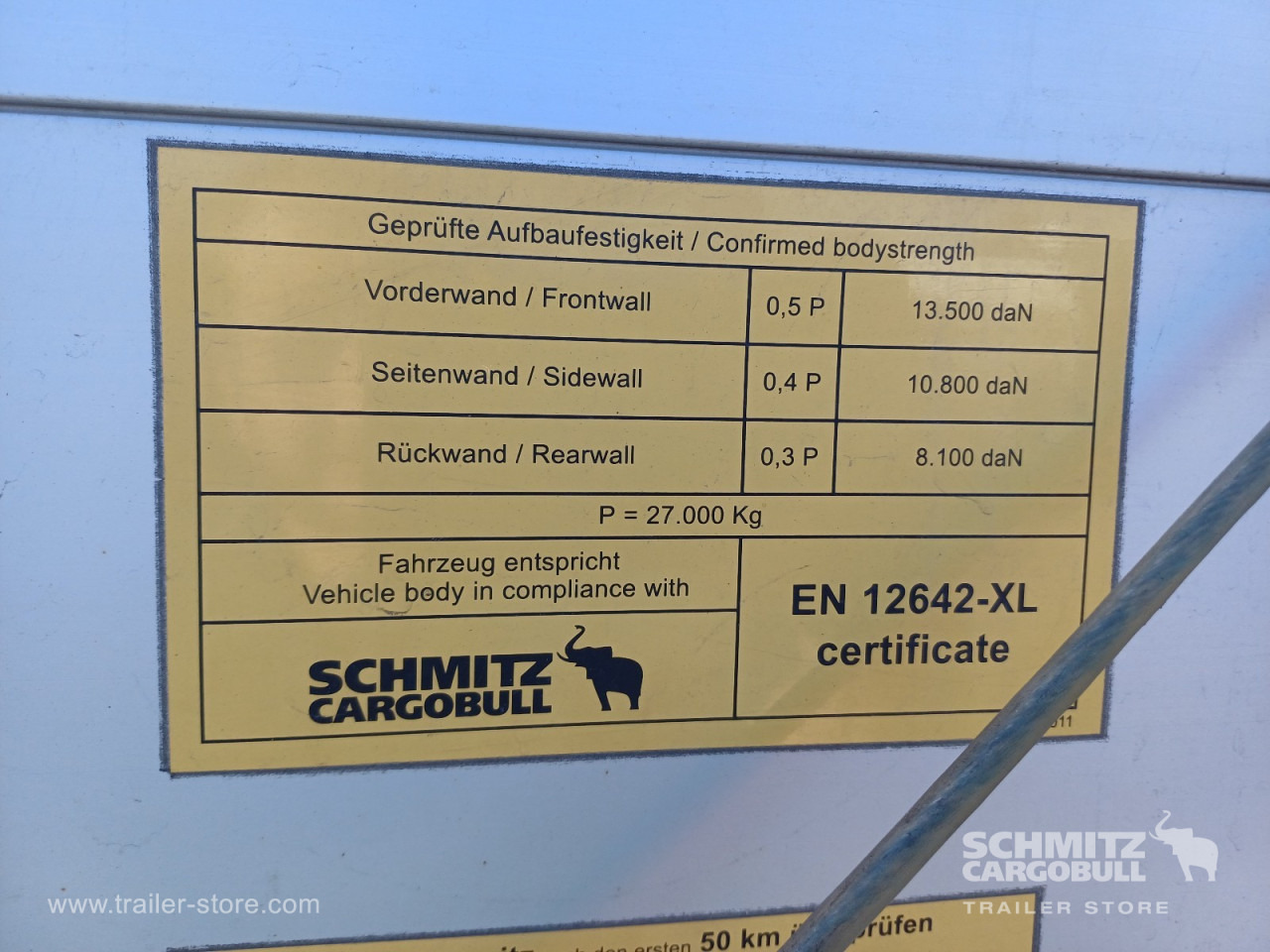SCHMITZ Auflieger Curtainsider Standard Forklift holder - Semi-remorque rideaux coulissants: photos 2 SCHMITZ Auflieger Curtainsider Standard Forklift holder - Semi-remorque rideaux coulissants: photos 2