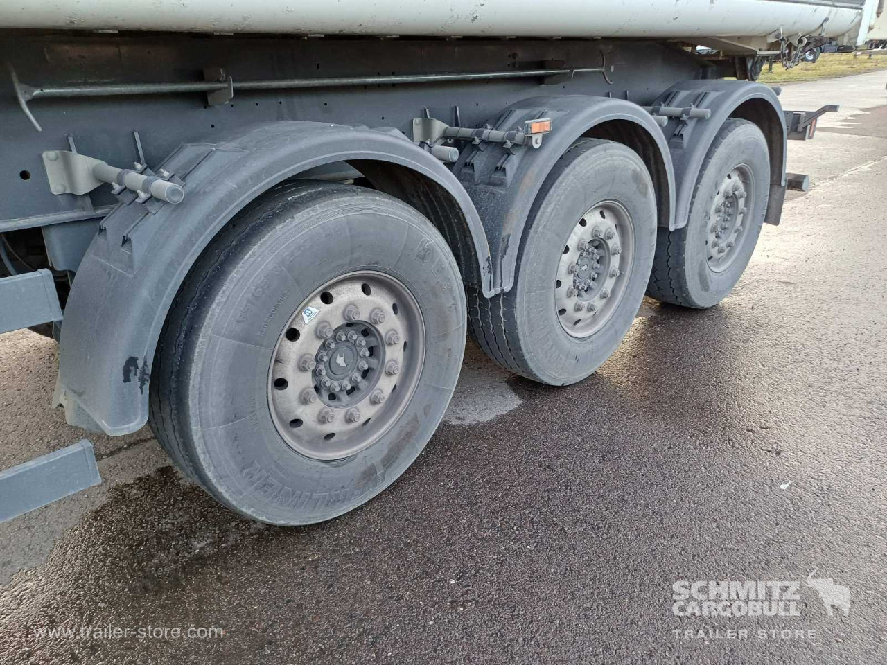 SCHMITZ Auflieger Kipper Alukastenmulde 44m³ - Semi-remorque benne: photos 2 SCHMITZ Auflieger Kipper Alukastenmulde 44m³ - Semi-remorque benne: photos 2
