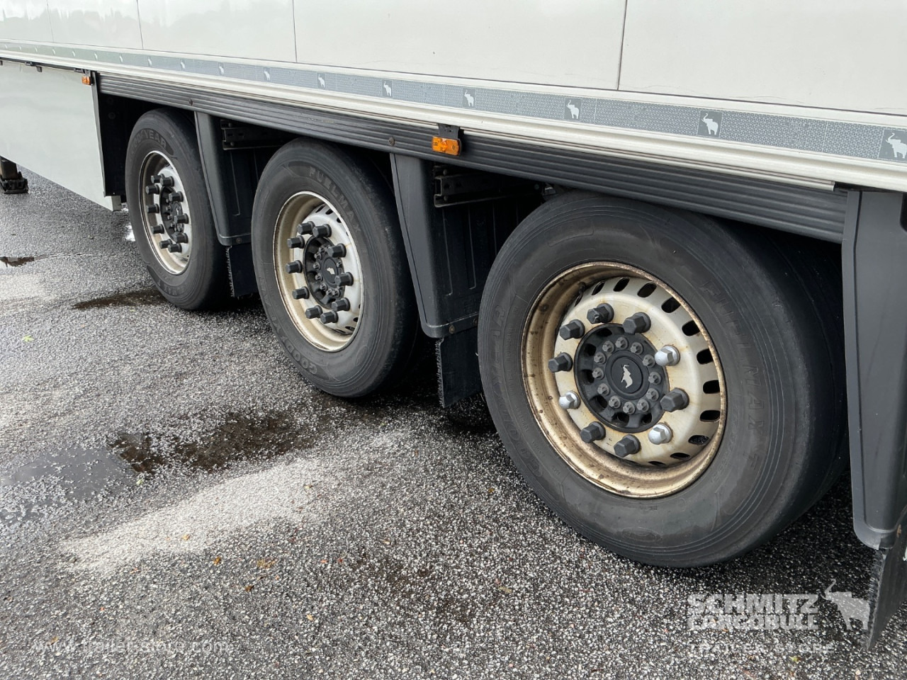 SCHMITZ Reefer Meat hanging system - Semi-remorque isothermique: photos 5 SCHMITZ Reefer Meat hanging system - Semi-remorque isothermique: photos 5