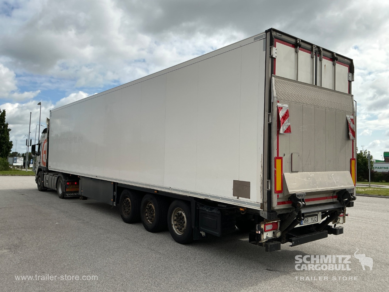 Semi-remorque isothermique SCHMITZ Reefer Multitemp Double deck Taillift: photos 11