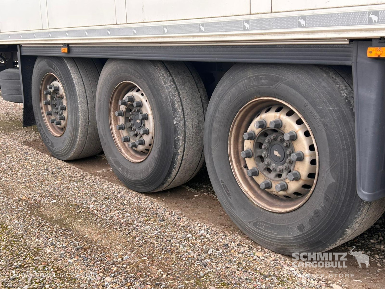 SCHMITZ Reefer Standard Double deck - Semi-remorque isothermique: photos 5 SCHMITZ Reefer Standard Double deck - Semi-remorque isothermique: photos 5