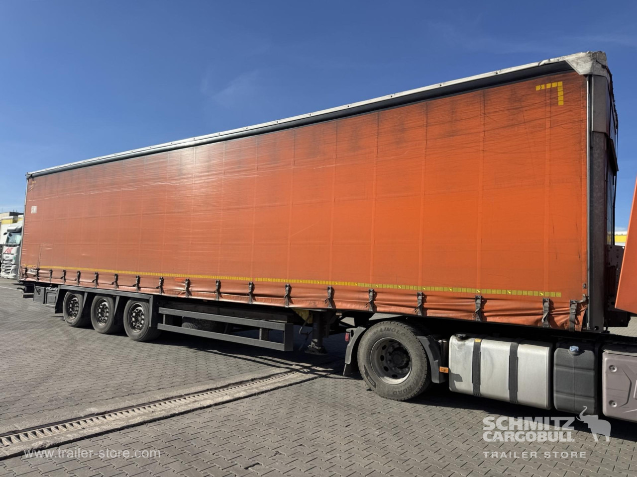 SCHMITZ Curtainsider Mega - Semi-remorque rideaux coulissants: photos 1 SCHMITZ Curtainsider Mega - Semi-remorque rideaux coulissants: photos 1