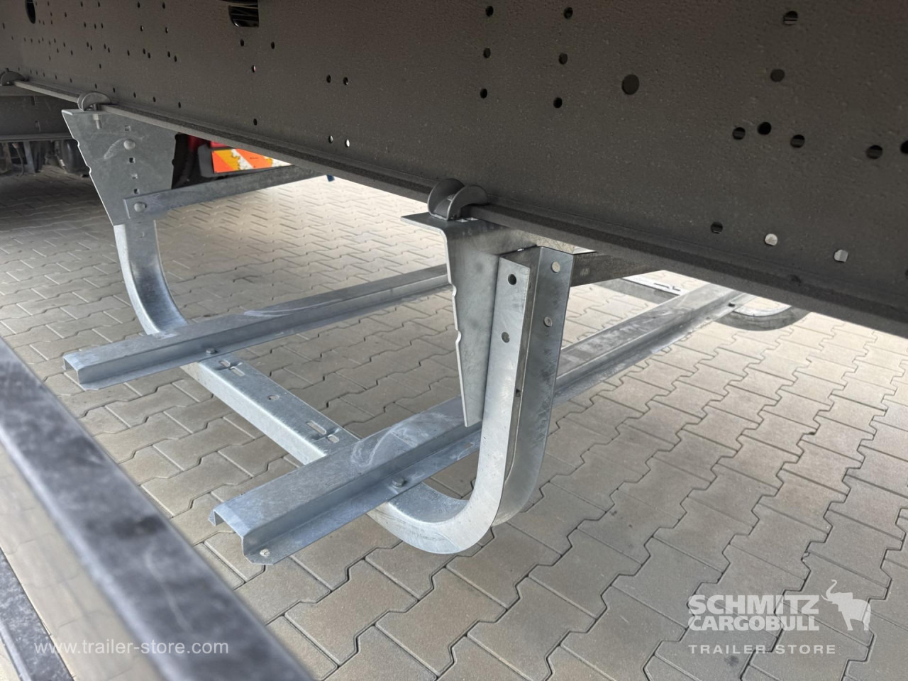 SCHMITZ Curtainsider Mega - Semi-remorque rideaux coulissants: photos 3 SCHMITZ Curtainsider Mega - Semi-remorque rideaux coulissants: photos 3
