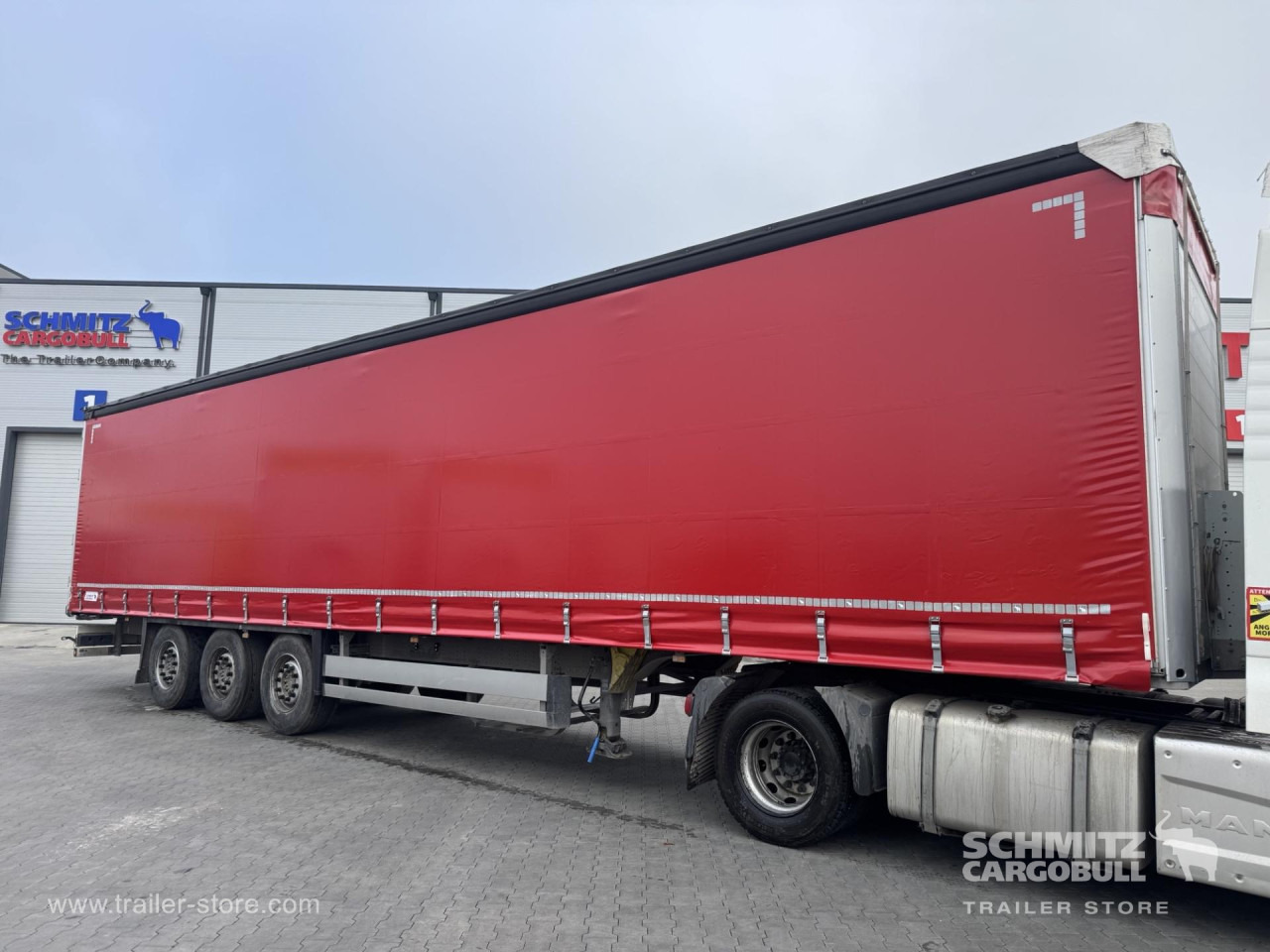 SCHMITZ Curtainsider Standard - Semi-remorque rideaux coulissants: photos 1 SCHMITZ Curtainsider Standard - Semi-remorque rideaux coulissants: photos 1