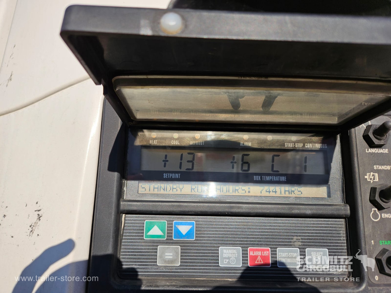 SCHMITZ Reefer Multitemp Taillift - Semi-remorque isothermique: photos 4 SCHMITZ Reefer Multitemp Taillift - Semi-remorque isothermique: photos 4