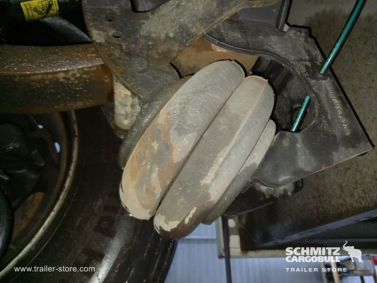 SCHMITZ Reefer Standard Double deck - Semi-remorque isothermique: photos 3 SCHMITZ Reefer Standard Double deck - Semi-remorque isothermique: photos 3