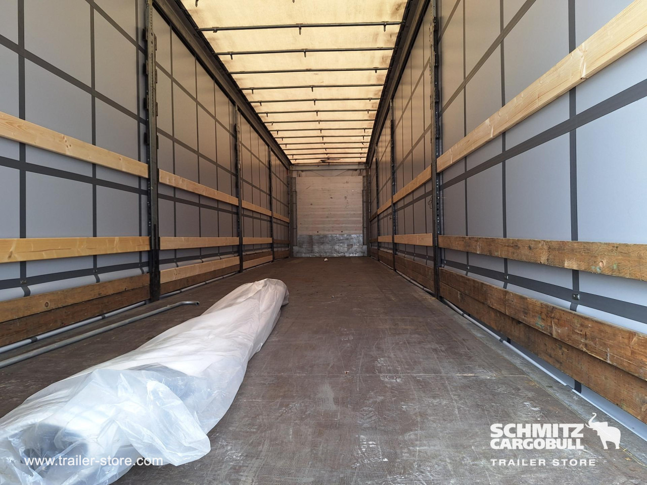 SCHMITZ Curtainsider Mega - Semi-remorque rideaux coulissants: photos 3 SCHMITZ Curtainsider Mega - Semi-remorque rideaux coulissants: photos 3