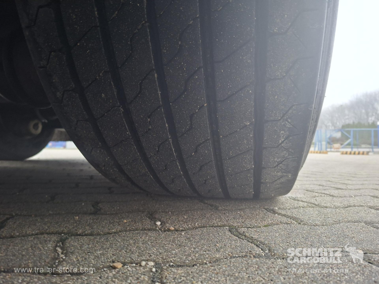 SCHMITZ Curtainsider Mega - Semi-remorque rideaux coulissants: photos 3 SCHMITZ Curtainsider Mega - Semi-remorque rideaux coulissants: photos 3