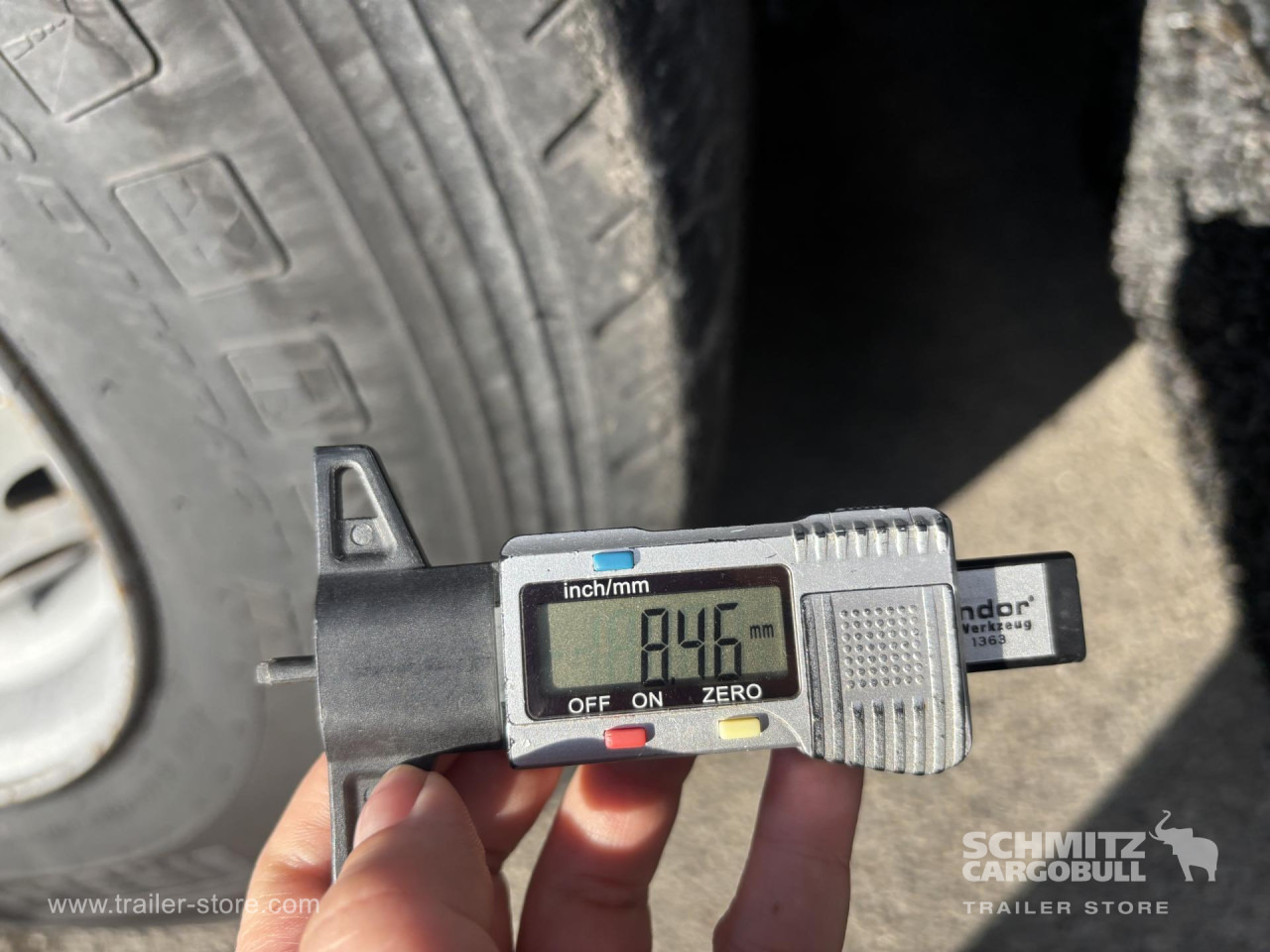 SCHMITZ Curtainsider Standard - Semi-remorque rideaux coulissants: photos 3 SCHMITZ Curtainsider Standard - Semi-remorque rideaux coulissants: photos 3