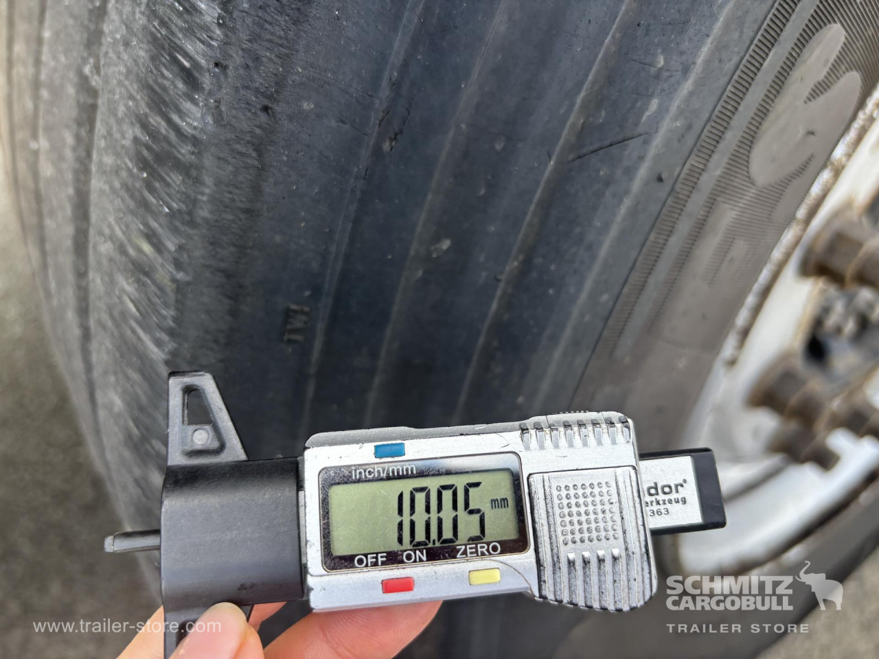 Semi-remorque rideaux coulissants SCHMITZ Curtainsider Standard: photos 10 Semi-remorque rideaux coulissants SCHMITZ Curtainsider Standard: photos 10