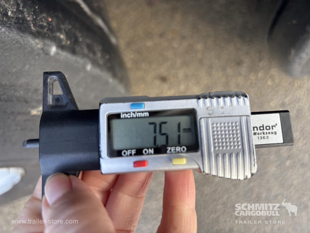 SCHMITZ Curtainsider Standard - Semi-remorque rideaux coulissants: photos 3 SCHMITZ Curtainsider Standard - Semi-remorque rideaux coulissants: photos 3