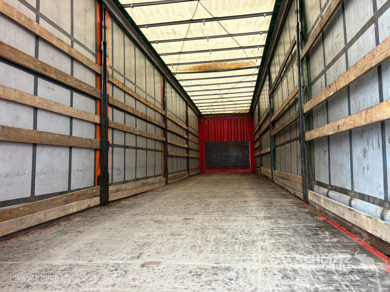 KRONE Curtainsider Standard - Semi-remorque rideaux coulissants: photos 2 KRONE Curtainsider Standard - Semi-remorque rideaux coulissants: photos 2