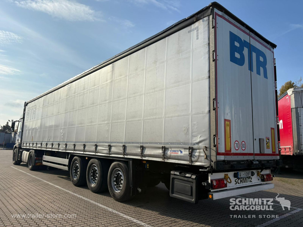 SCHMITZ Curtainsider Standard - Semi-remorque rideaux coulissants: photos 2 SCHMITZ Curtainsider Standard - Semi-remorque rideaux coulissants: photos 2