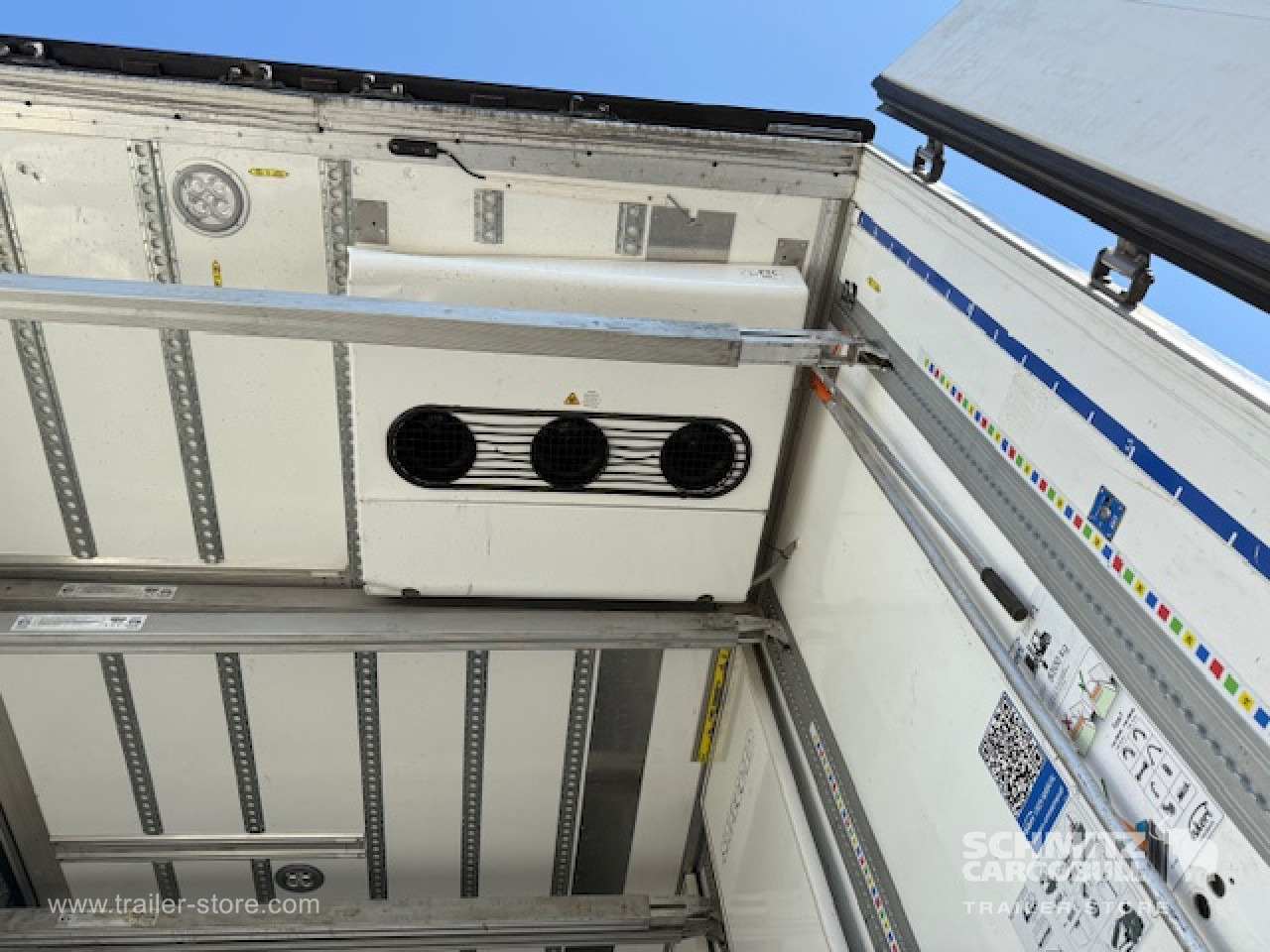 EKERI Oplegger Vries Vouw wand Double deck - Semi-remorque isothermique: photos 3 EKERI Oplegger Vries Vouw wand Double deck - Semi-remorque isothermique: photos 3