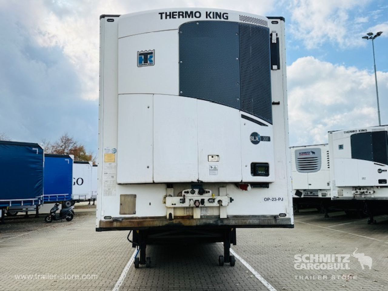 SCHMITZ Oplegger Vries Standard - Semi-remorque isothermique: photos 3 SCHMITZ Oplegger Vries Standard - Semi-remorque isothermique: photos 3