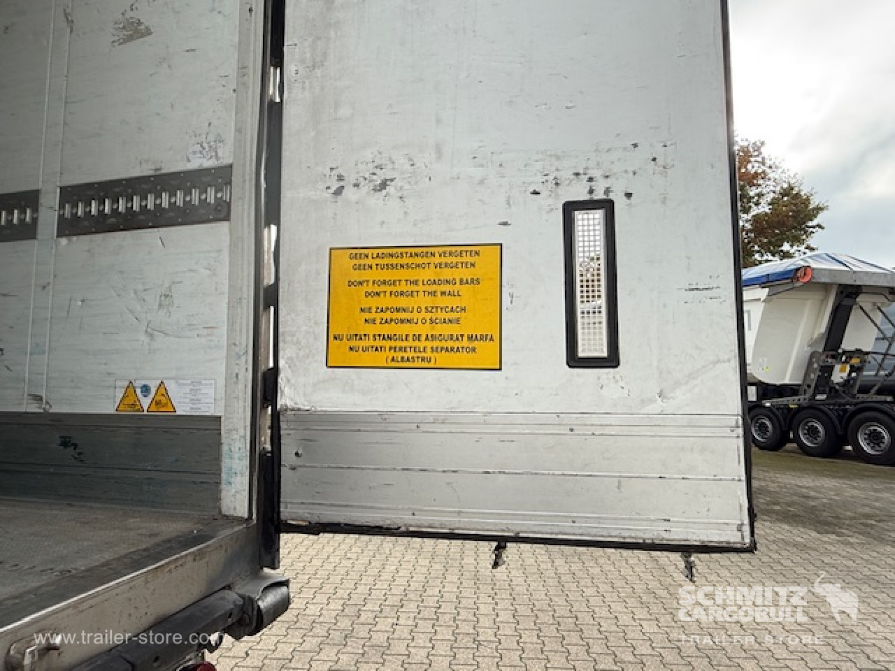 SCHMITZ Oplegger Vries Standard - Semi-remorque isothermique: photos 4 SCHMITZ Oplegger Vries Standard - Semi-remorque isothermique: photos 4