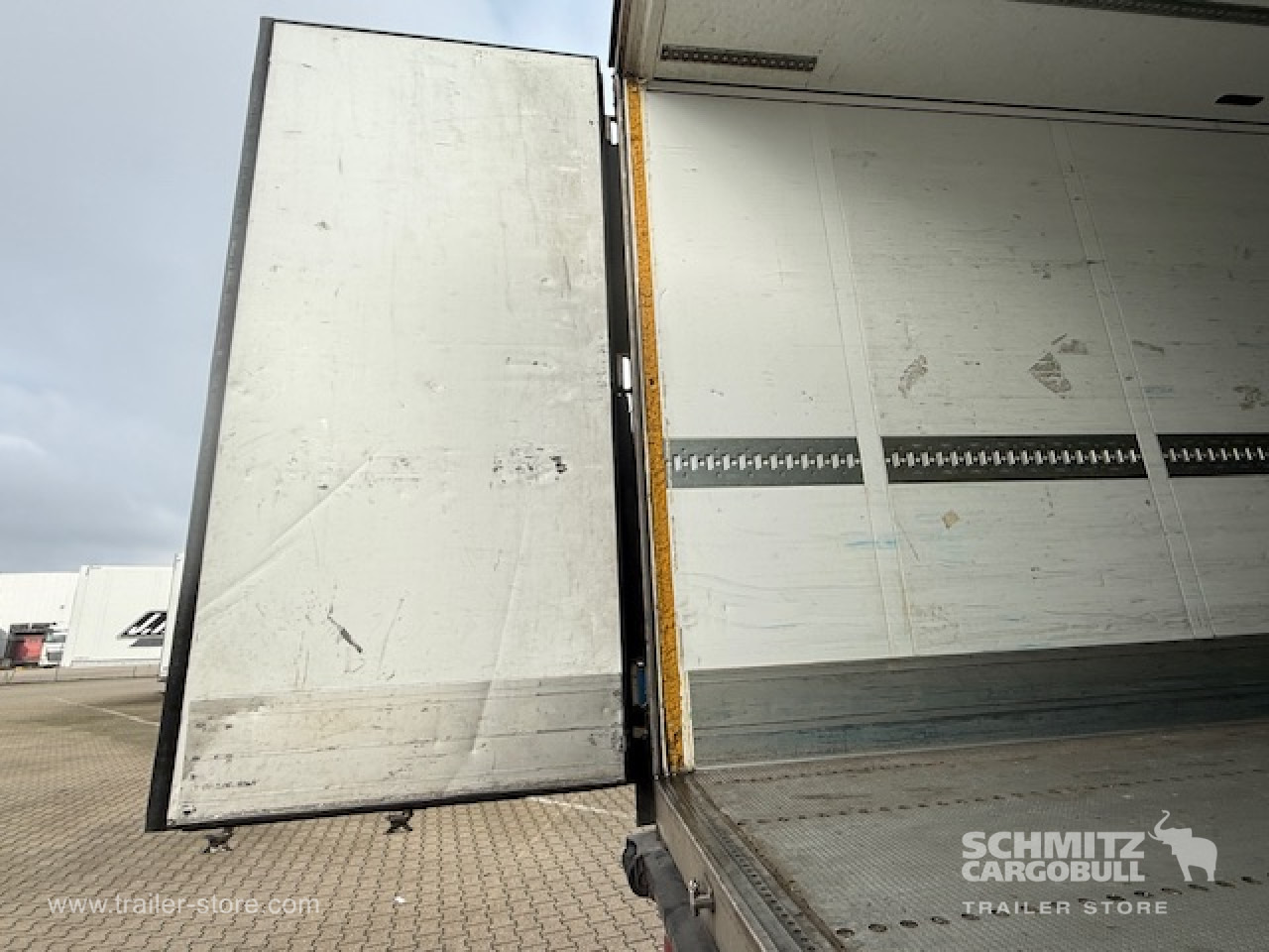 SCHMITZ Oplegger Vries Standard - Semi-remorque isothermique: photos 5 SCHMITZ Oplegger Vries Standard - Semi-remorque isothermique: photos 5