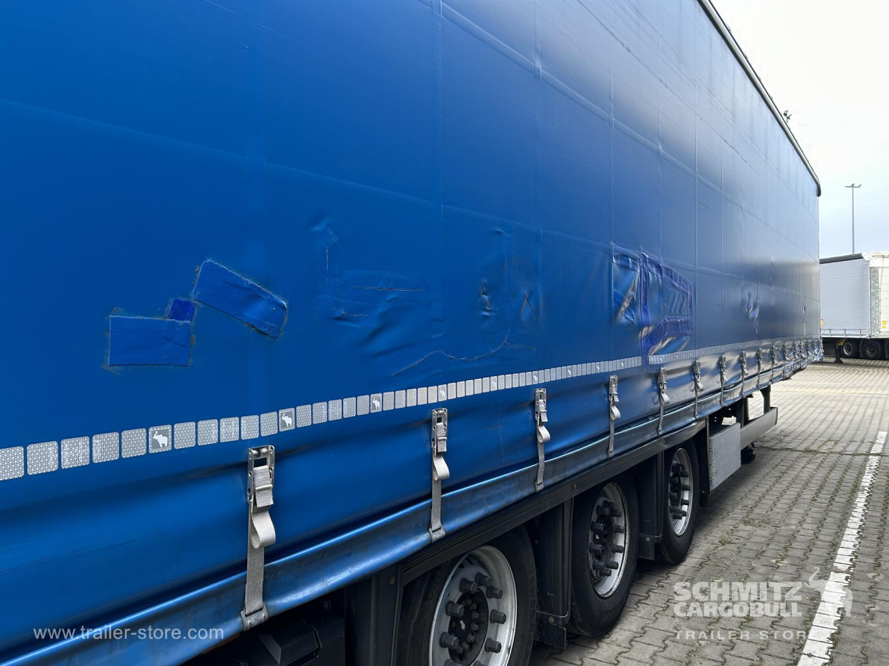 SCHMITZ Curtainsider Mega - Semi-remorque rideaux coulissants: photos 4 SCHMITZ Curtainsider Mega - Semi-remorque rideaux coulissants: photos 4