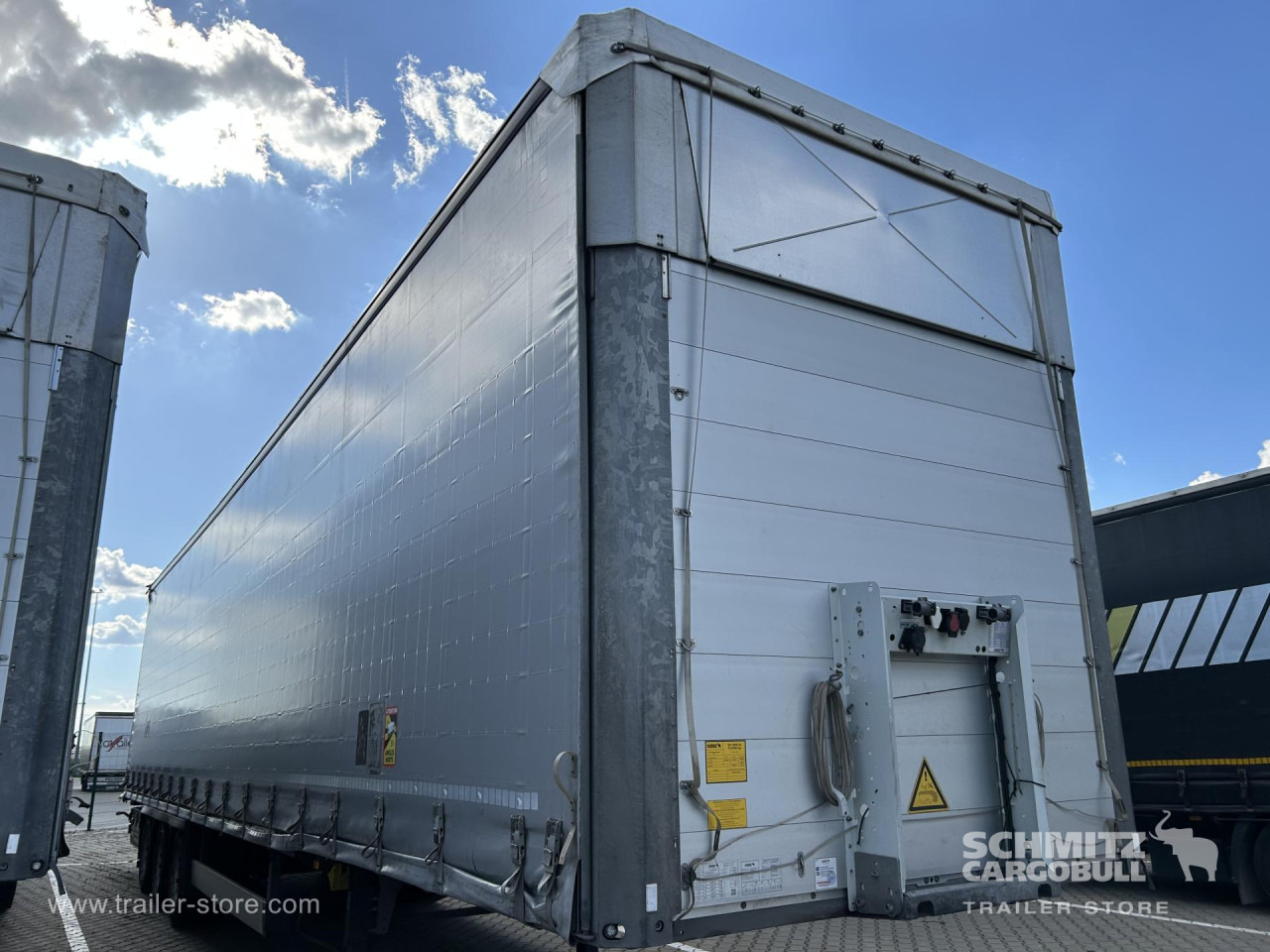SCHMITZ Curtainsider Mega - Semi-remorque rideaux coulissants: photos 1 SCHMITZ Curtainsider Mega - Semi-remorque rideaux coulissants: photos 1