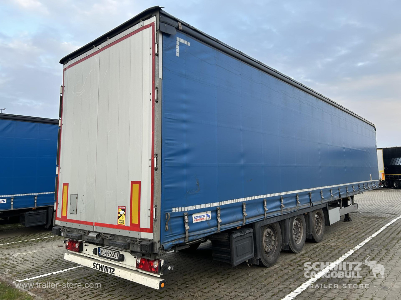 SCHMITZ Curtainsider Mega - Semi-remorque rideaux coulissants: photos 2 SCHMITZ Curtainsider Mega - Semi-remorque rideaux coulissants: photos 2