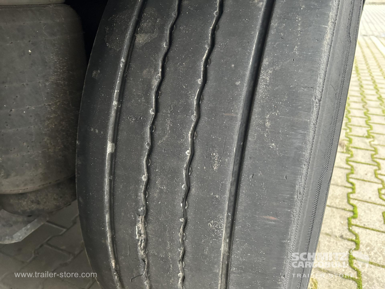 SCHMITZ Reefer Standard Double deck - Semi-remorque isothermique: photos 4 SCHMITZ Reefer Standard Double deck - Semi-remorque isothermique: photos 4