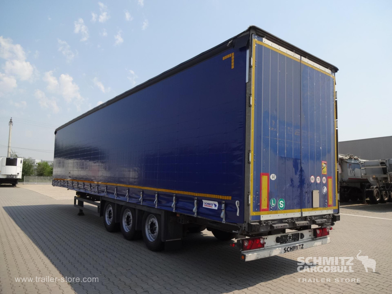 SCHMITZ Curtainsider Varios - Semi-remorque rideaux coulissants: photos 4 SCHMITZ Curtainsider Varios - Semi-remorque rideaux coulissants: photos 4
