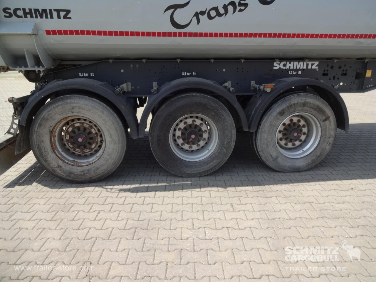 Semi-remorque benne SCHMITZ Tipper Steel half pipe body 24m³: photos 9