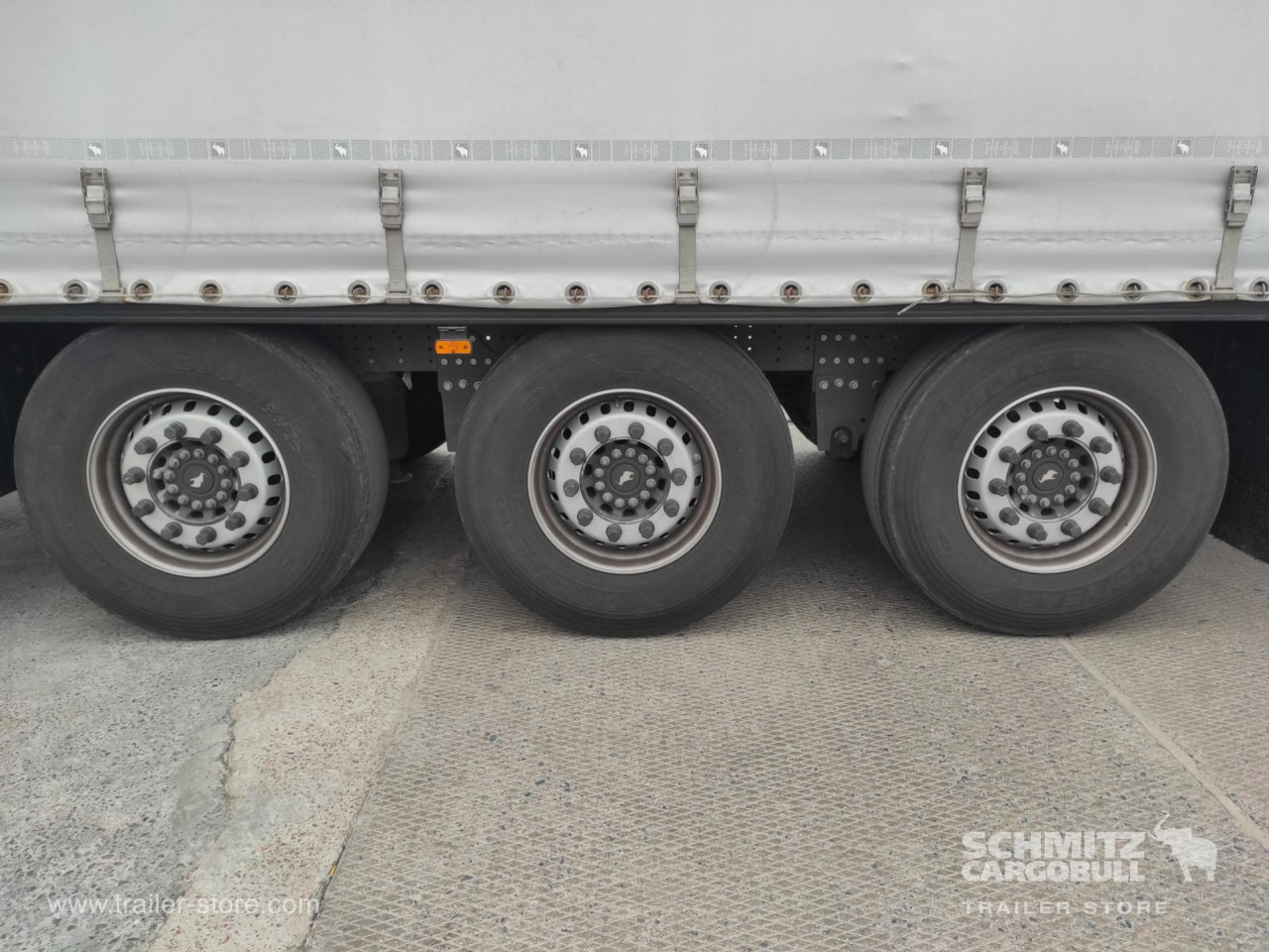 SCHMITZ Напівпричіп Стандартний - Semi-remorque rideaux coulissants: photos 5 SCHMITZ Напівпричіп Стандартний - Semi-remorque rideaux coulissants: photos 5