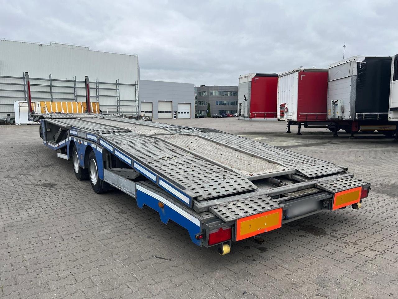 AKSOYLU YR2 autotransporter semi-trailer / 2023 - Semi-remorque porte-voitures: photos 3 AKSOYLU YR2 autotransporter semi-trailer / 2023 - Semi-remorque porte-voitures: photos 3