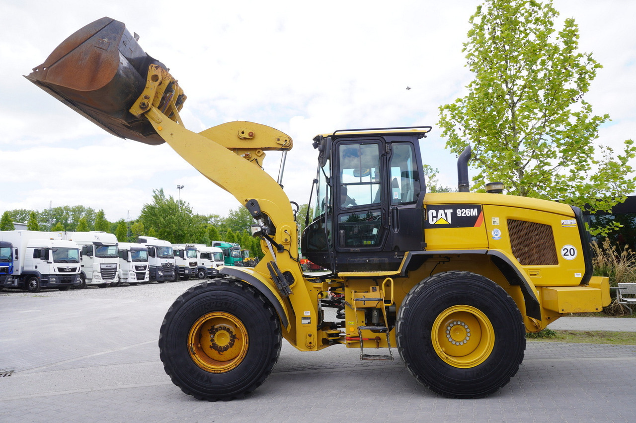 CATERPILLAR 930M Wheel Loader / 4500 MTH / Joystick - Chargeuse sur pneus: photos 1 CATERPILLAR 930M Wheel Loader / 4500 MTH / Joystick - Chargeuse sur pneus: photos 1