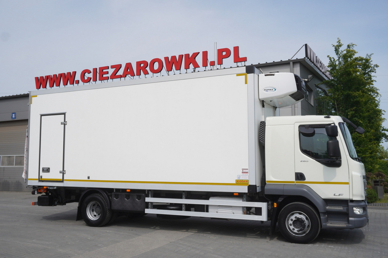 DAF LF 16.260 / Jegger Refrigerator / Carrier Supra 750 / DHOLLANDIA 1500 kg / Sleeper cab - Camion frigorifique: photos 2 DAF LF 16.260 / Jegger Refrigerator / Carrier Supra 750 / DHOLLANDIA 1500 kg / Sleeper cab - Camion frigorifique: photos 2