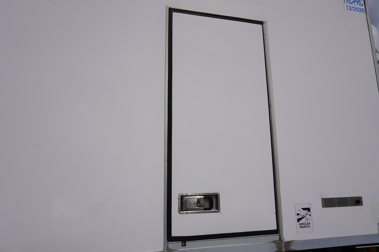 Crédit-bail de DAF LF 220 / Refrigerator 16 EPAL Multitemp / Carrier Supra 1150 MT / Palfinger 1500 kg DAF LF 220 / Refrigerator 16 EPAL Multitemp / Carrier Supra 1150 MT / Palfinger 1500 kg: photos 9
