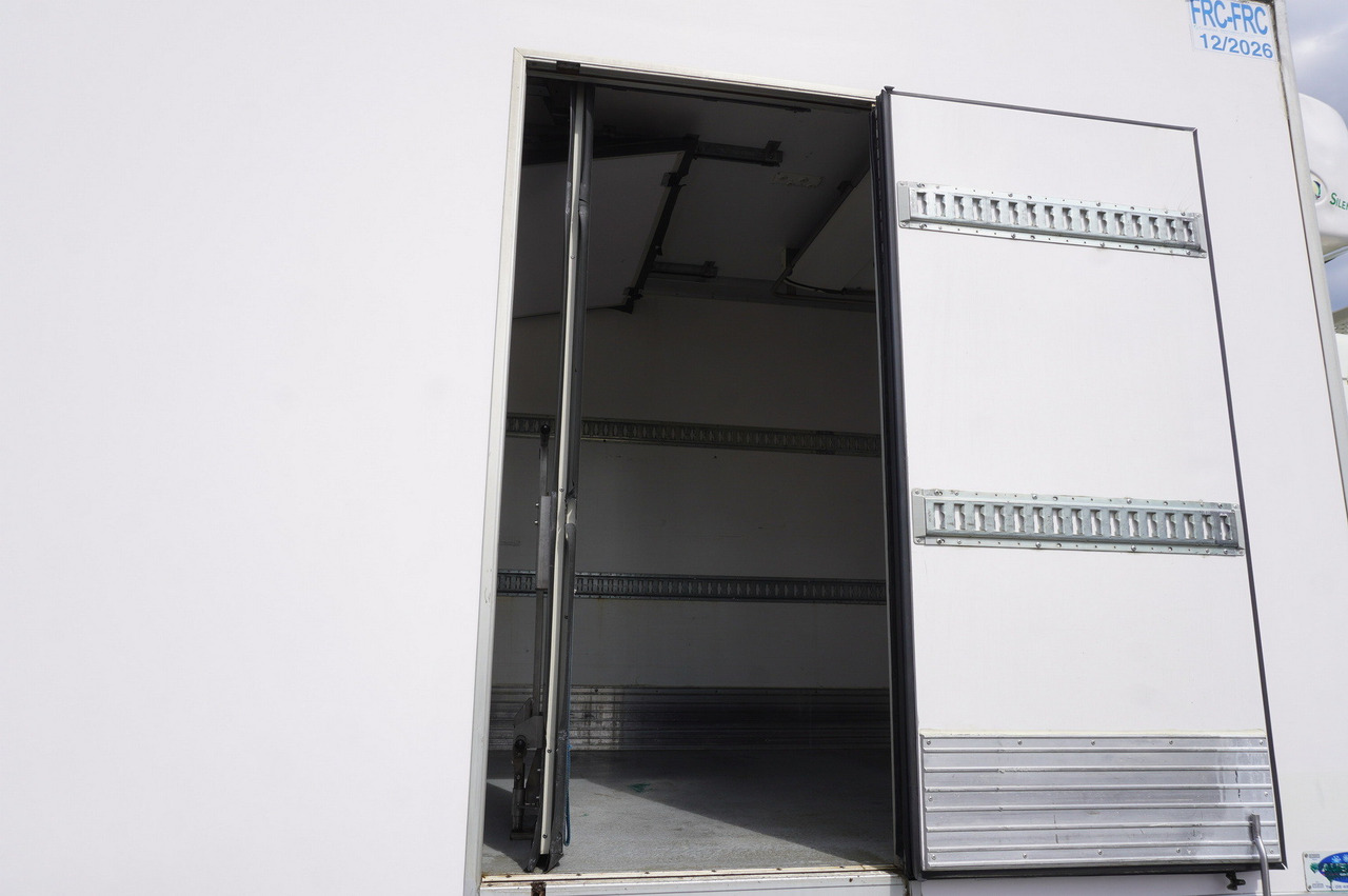 Crédit-bail de DAF LF 220 / Refrigerator 16 EPAL Multitemp / Carrier Supra 1150 MT / Palfinger 1500 kg DAF LF 220 / Refrigerator 16 EPAL Multitemp / Carrier Supra 1150 MT / Palfinger 1500 kg: photos 10