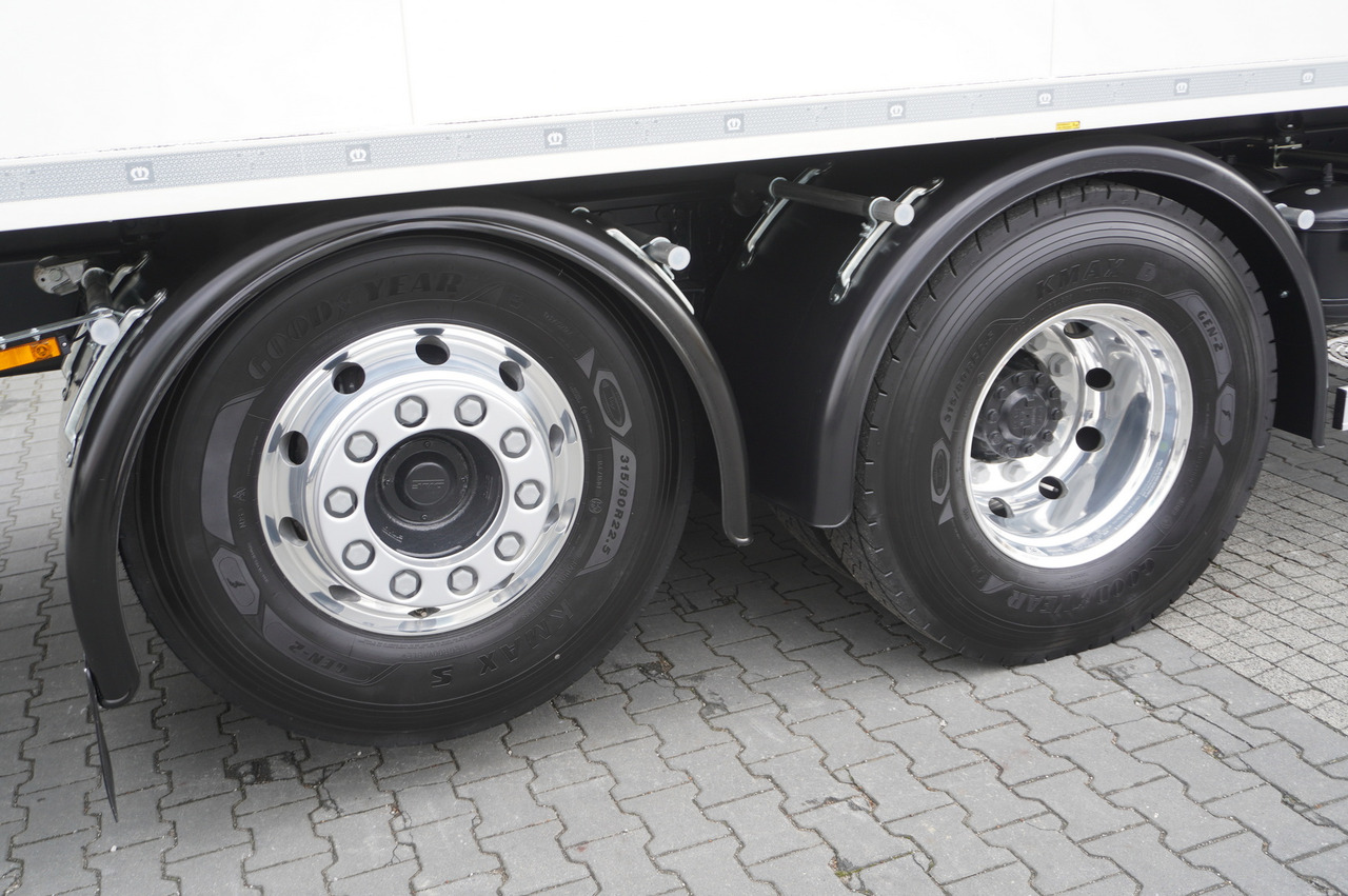 Camion frigorifique neuf DAF NEW XG 480 6×2 / 2025 / KRONE 20 EPAL Doppelstock Refrigerator / Thermoking T-1000R / No mileage / steered axle: photos 13