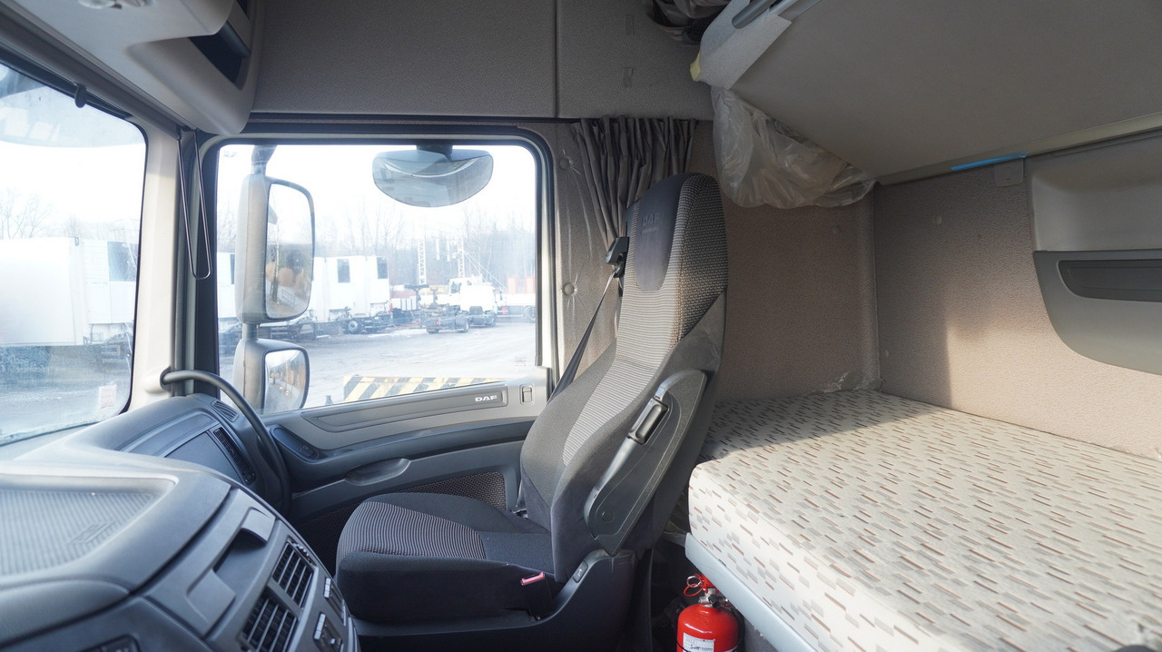 Camion fourgon DAF XF 410 EURO 6 /410 HP / 20 EPAL / Dhollandia lift 1500 kg: photos 21 Camion fourgon DAF XF 410 EURO 6 /410 HP / 20 EPAL / Dhollandia lift 1500 kg: photos 21