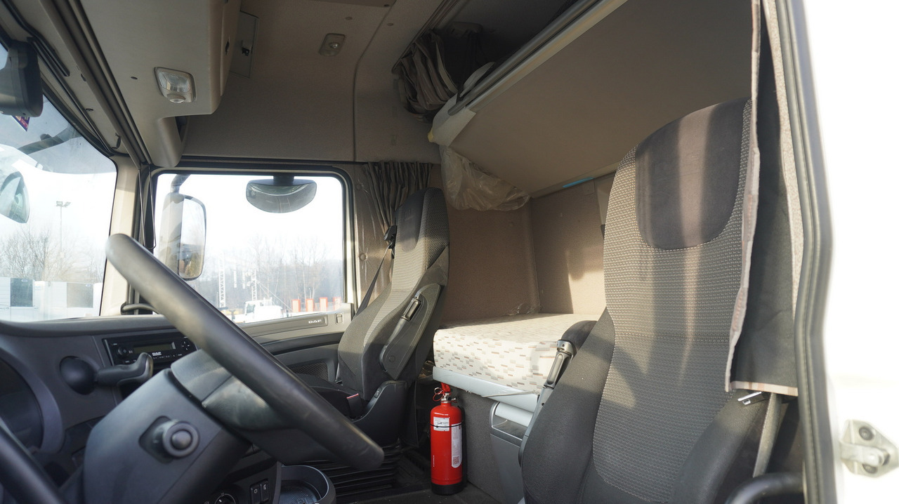 Camion fourgon DAF XF 410 EURO 6 /410 HP / 20 EPAL / Dhollandia lift 1500 kg: photos 16 Camion fourgon DAF XF 410 EURO 6 /410 HP / 20 EPAL / Dhollandia lift 1500 kg: photos 16