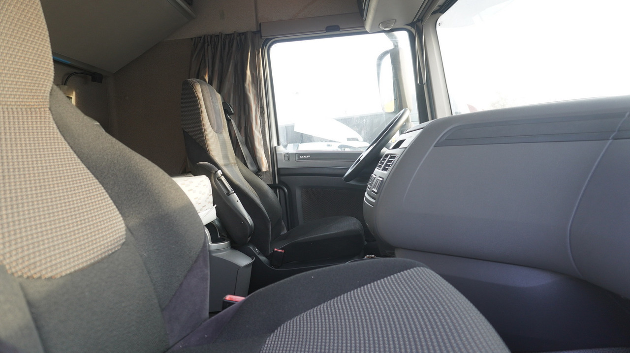 Camion fourgon DAF XF 410 EURO 6 /410 HP / 20 EPAL / Dhollandia lift 1500 kg: photos 26 Camion fourgon DAF XF 410 EURO 6 /410 HP / 20 EPAL / Dhollandia lift 1500 kg: photos 26