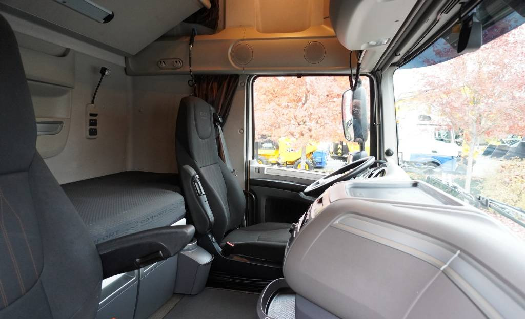 Camion frigorifique DAF XF 450 6×2 E6 / Refrigerator Lacapitaine / ATP/FRC to 2027 / 18 pallets: photos 18 Camion frigorifique DAF XF 450 6×2 E6 / Refrigerator Lacapitaine / ATP/FRC to 2027 / 18 pallets: photos 18