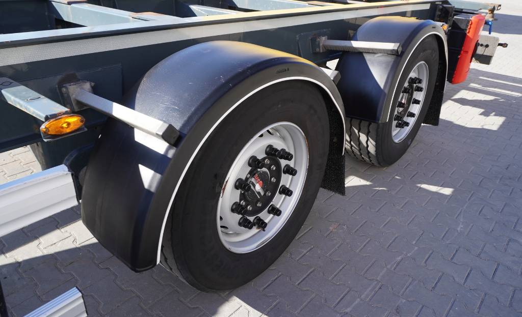 Fruehauf Trailer BDF (NEW) 6,000 km !!! - Remorque porte-conteneur/ Caisse mobile: photos 5 Fruehauf Trailer BDF (NEW) 6,000 km !!! - Remorque porte-conteneur/ Caisse mobile: photos 5