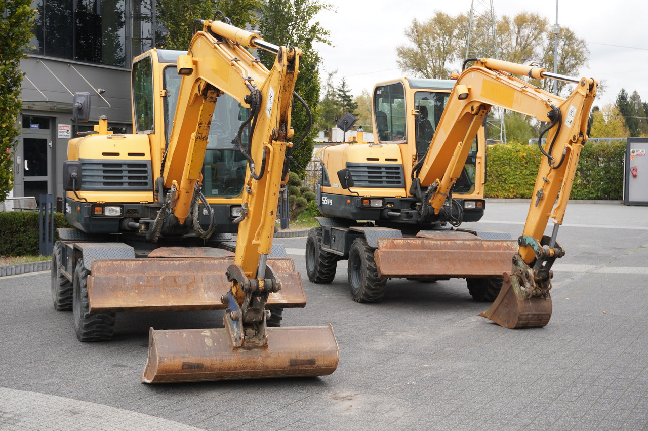 Hyundai Robex 55W-9 Wheeled Excavator 5.5t / 2 units - Pelle sur pneus: photos 5 Hyundai Robex 55W-9 Wheeled Excavator 5.5t / 2 units - Pelle sur pneus: photos 5