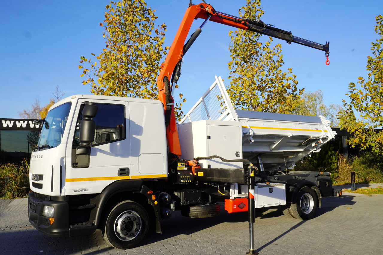 IVECO Eurocargo 120E18 Crane Palfinger / 3-way tipper / sleeper cab - Camion plateau, Camion grue: photos 2 IVECO Eurocargo 120E18 Crane Palfinger / 3-way tipper / sleeper cab - Camion plateau, Camion grue: photos 2