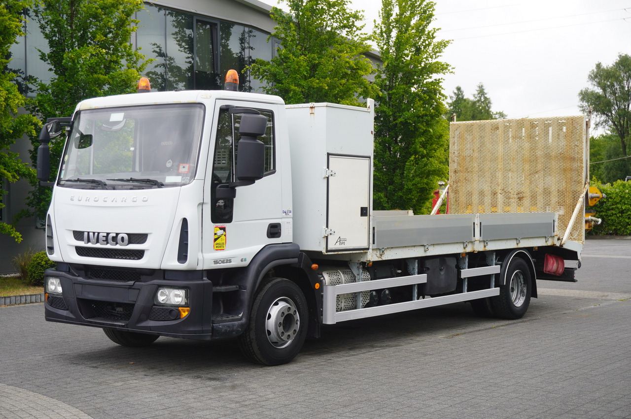 Remorqueuse IVECO Eurocargo 150 E25 / 90 tho. km !!! / Tow truck: photos 15